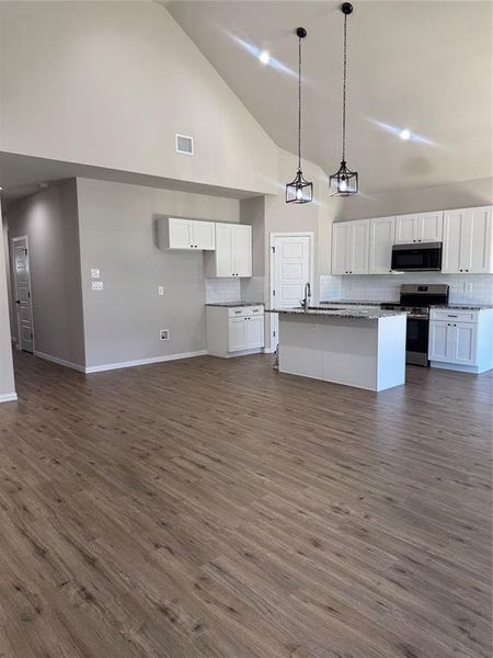 Spacious, unfurnished interior of a new home in , Crowley (Image 16). Spacious, unfurnished interior of a new home in , Crowley (Image 16).