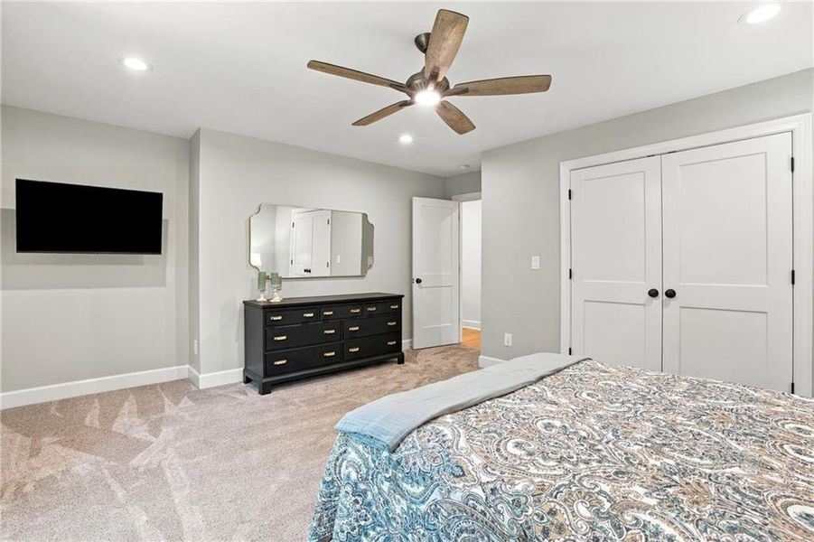 Furnished interior view inside a new home in , Auburn (Image 68).