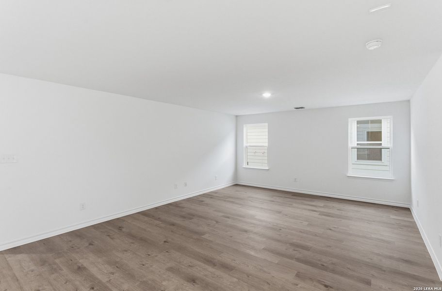 Spacious, unfurnished interior of a new home in , New Braunfels (Image 22).