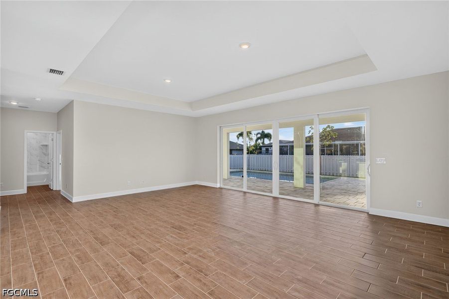 Spacious, unfurnished interior of a new home in Cape Coral, Cape Coral (Image 14). Spacious, unfurnished interior of a new home in Cape Coral, Cape Coral (Image 14).