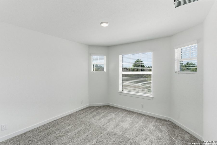 Spacious, unfurnished interior of a new home in The Crossvine – Garden Homes, Schertz (Image 23). Spacious, unfurnished interior of a new home in The Crossvine – Garden Homes, Schertz (Image 23).