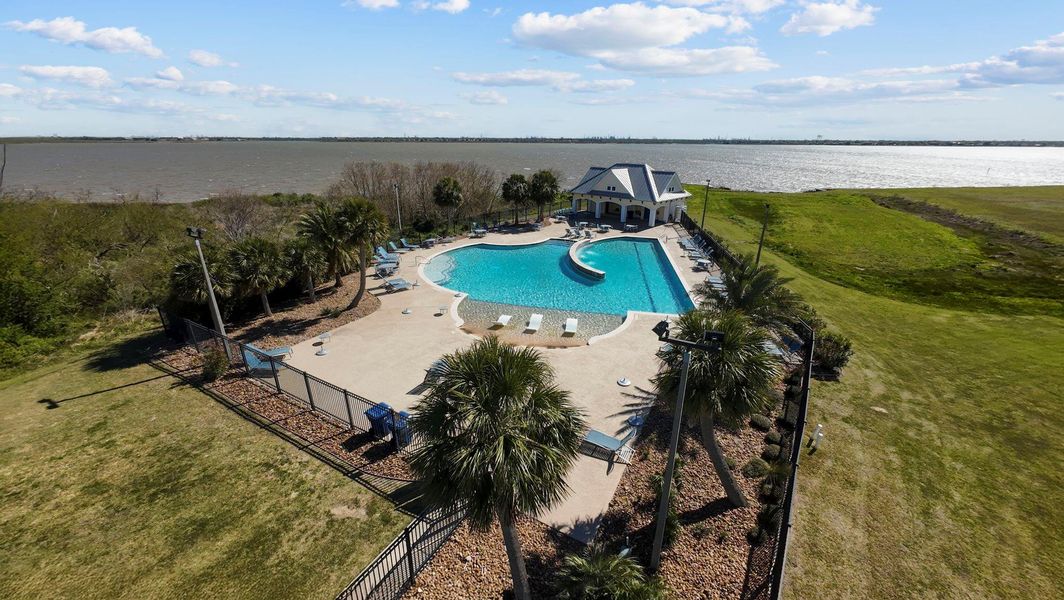 Image 16 of a home in Grand Cay Harbour. Image 16 of a home in Grand Cay Harbour.