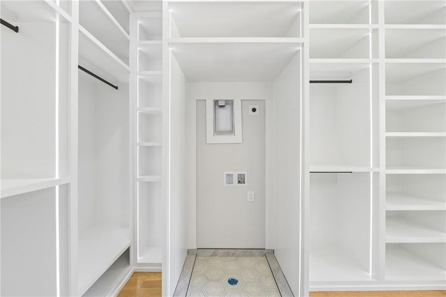 Spacious, unfurnished interior of a new home in , Buford (Image 61).