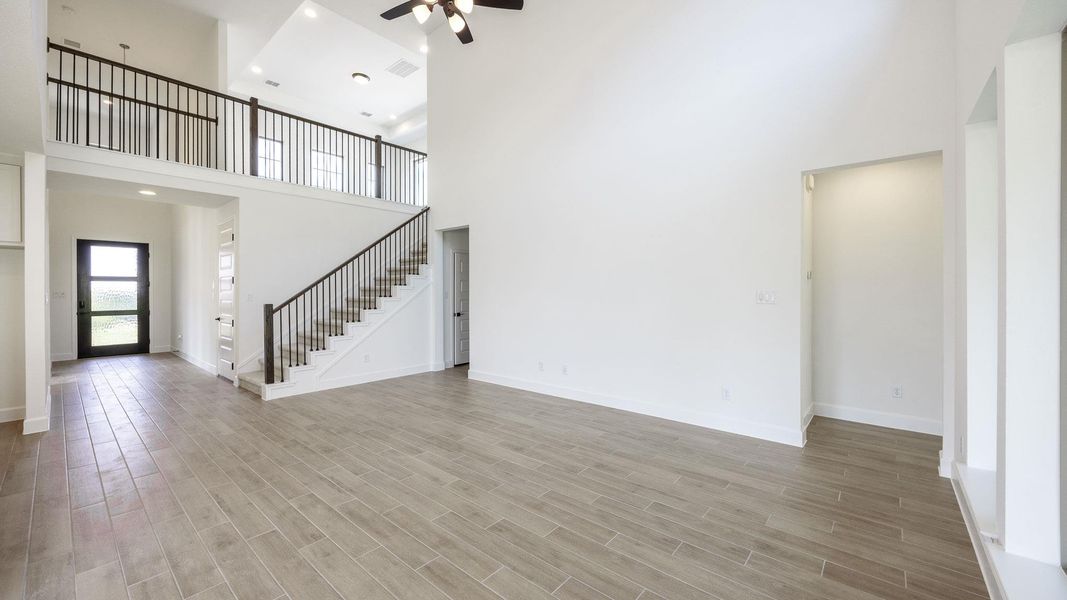 Spacious, unfurnished interior of a new home in Santa Rita Ranch - Eldorado, Liberty Hill (Image 14). Spacious, unfurnished interior of a new home in Santa Rita Ranch - Eldorado, Liberty Hill (Image 14).