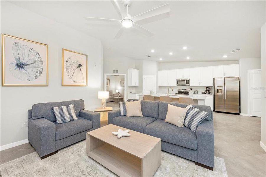 Furnished interior view inside a new home in , Venice (Image 31).