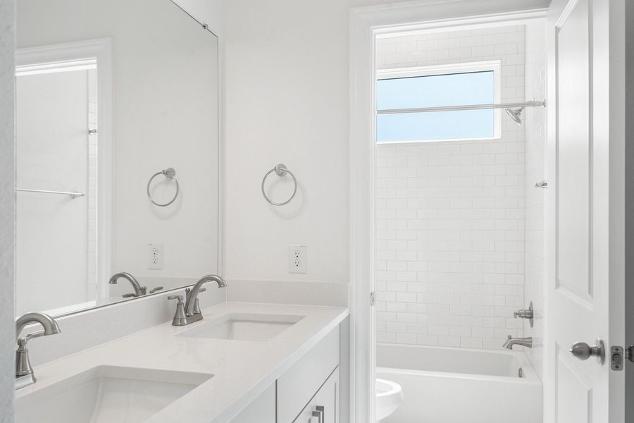 Furnished interior view inside a new home in Persimmon, Buda (Image 13).