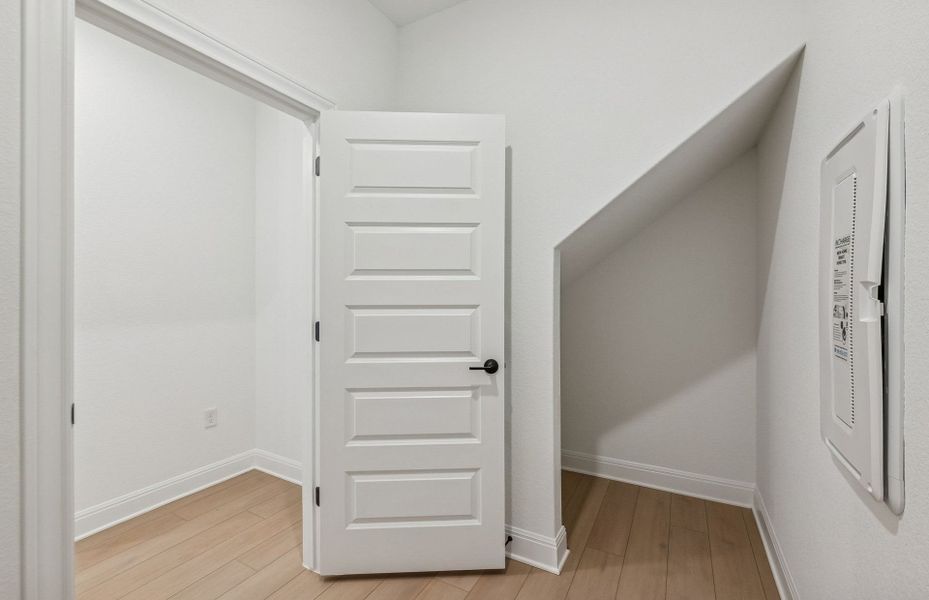 Spacious, unfurnished interior of a new home in Lagos, Manor (Image 48).