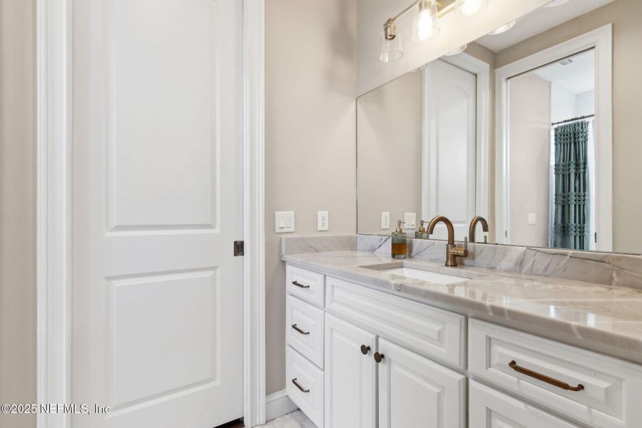 Furnished interior view inside a new home in , Hilliard (Image 39).