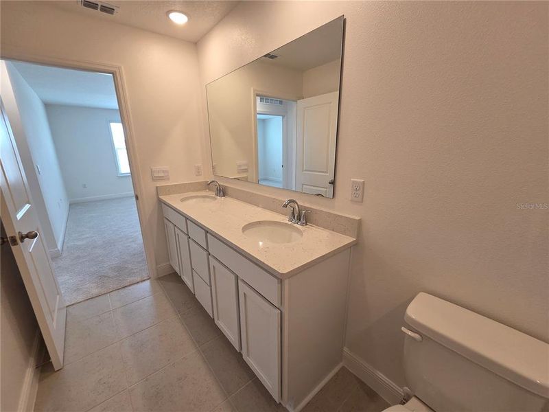 Furnished interior view inside a new home in Villamar, Winter Haven (Image 10).