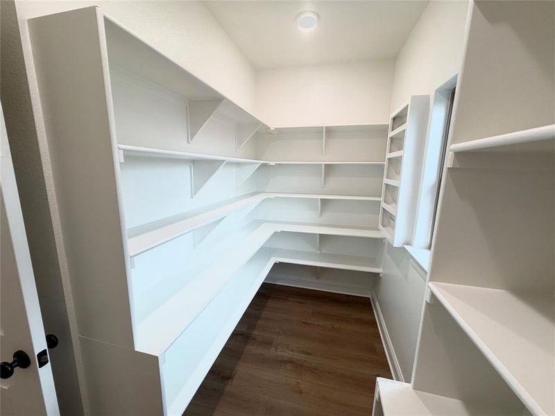 Spacious, unfurnished interior of a new home in , Lindsay (Image 19).