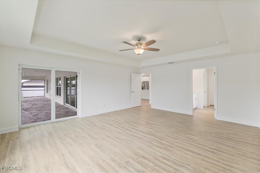 Spacious, unfurnished interior of a new home in Cape Coral, Cape Coral (Image 17).