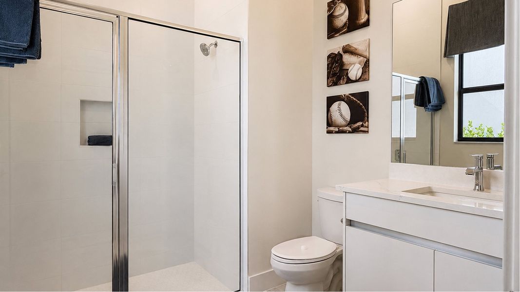5176 Vanderbilt Bath4 F1 Base1