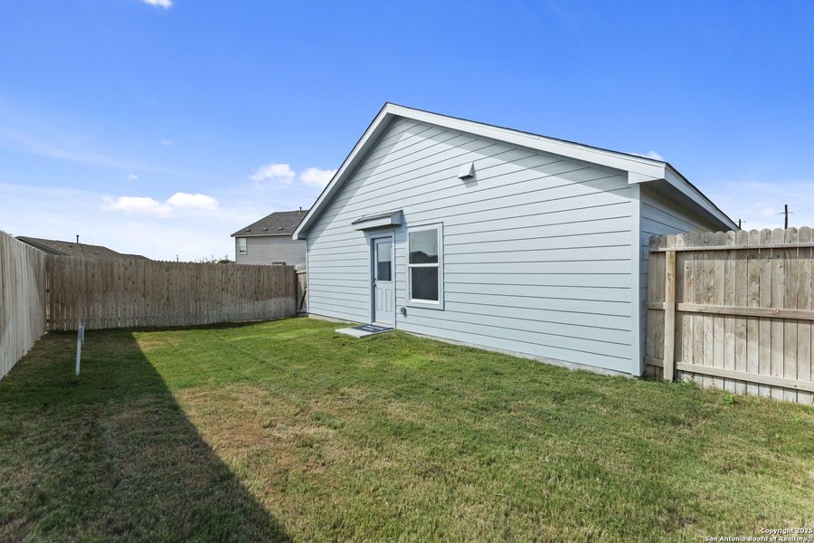 Front exterior of a new home in , New Braunfels, TX, highlighting curb appeal (Image 17).