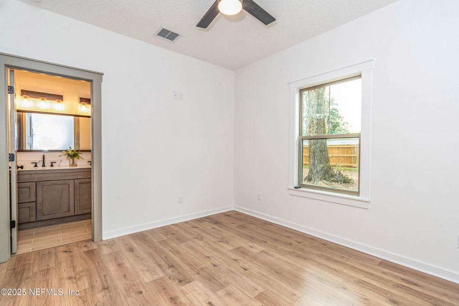 Spacious, unfurnished interior of a new home in , Glen St. Mary (Image 17).
