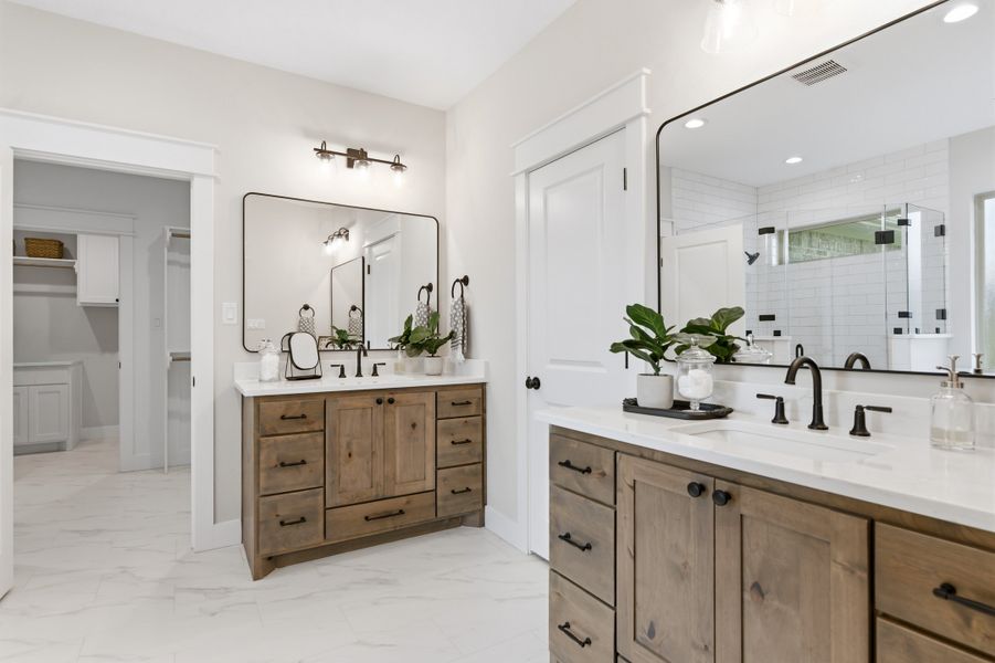 Furnished interior view inside a new home in Windmill Hill, Bryan (Image 9).