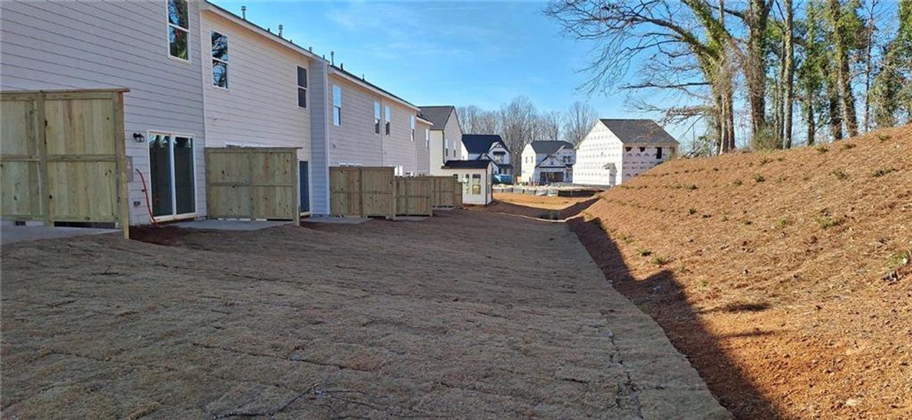 Exterior details and patio area of a home in , Dawsonville (Image 4).