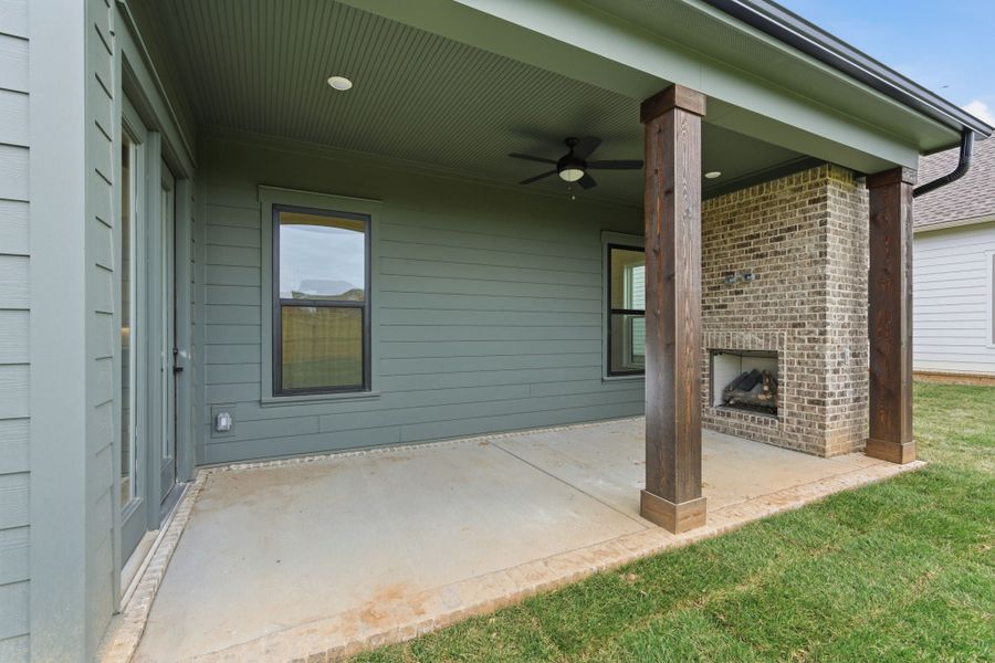 Thompson's Station, TN New Home.  - Slide 47