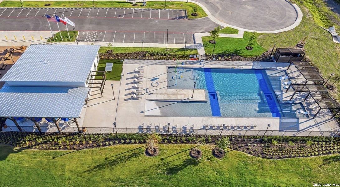 Community amenities in , Converse (Image 23).