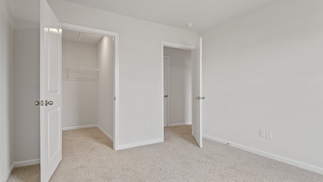 Spacious, unfurnished interior of a new home in Pleasant Grove, Weaverville (Image 16).