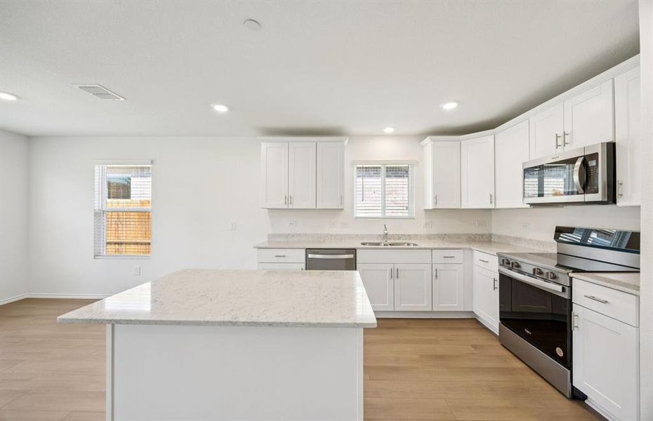 Abundant cabinet space Abundant cabinet space