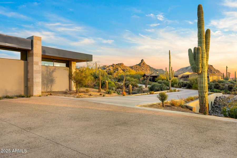 driveway entrance mountain views_sunset driveway entrance mountain views_sunset