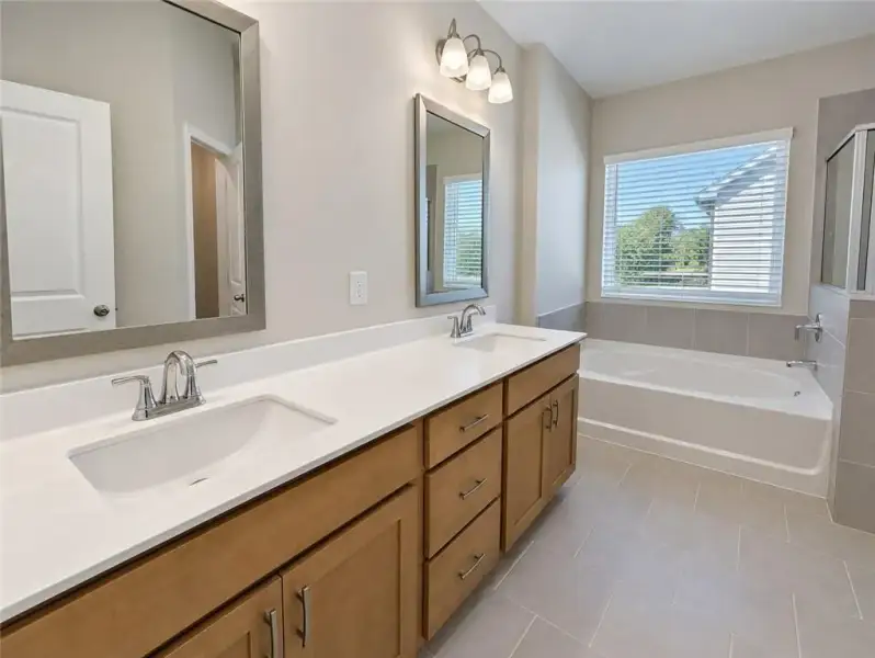 Furnished interior view inside a new home in Kingsmere Estates, Loganville (Image 9).