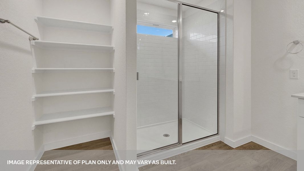 Image 28 representing the The Grayson by D.R. Horton in Sonoma Oaks, Fredericksburg, TX.