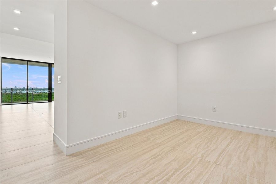Spacious, unfurnished interior of a new home in , Miami (Image 26).
