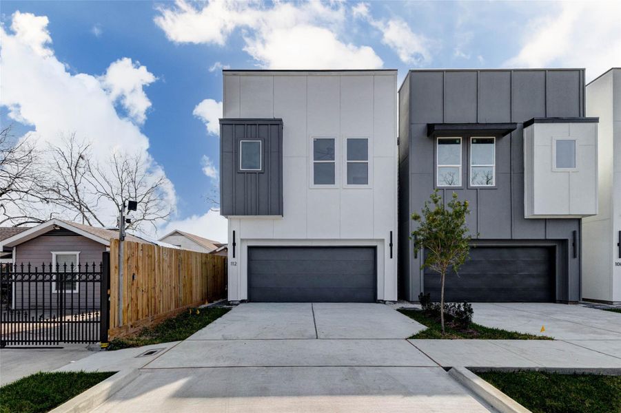 Front exterior of a new home in , Houston, TX, highlighting curb appeal (Image 21).