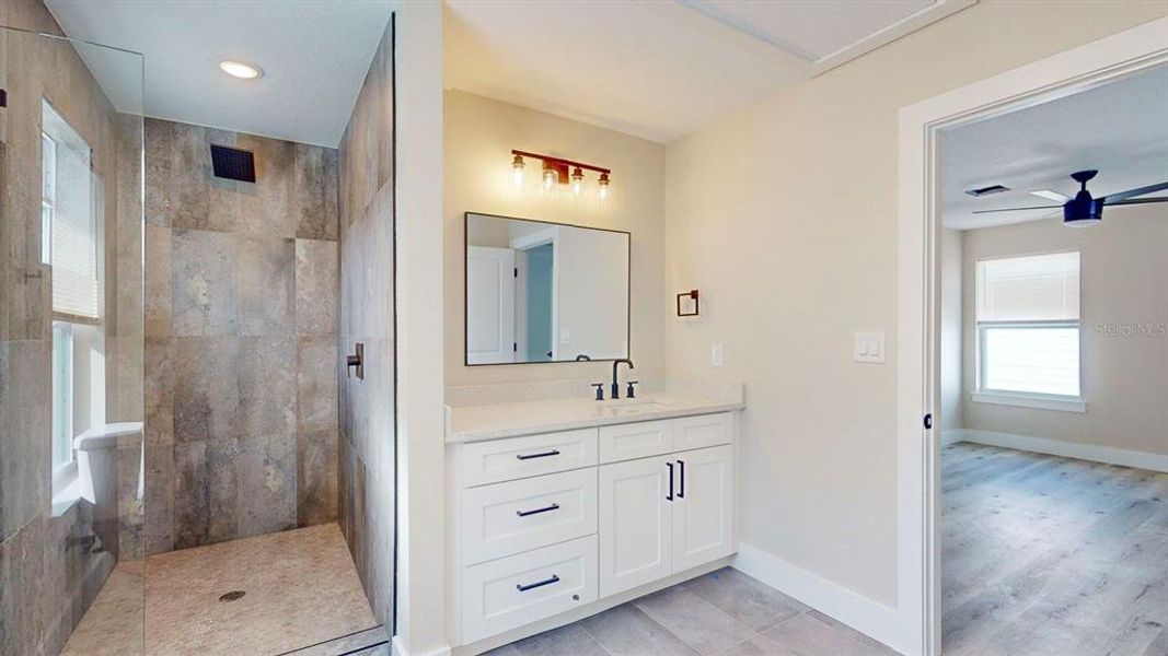 Furnished interior view inside a new home in , St. Petersburg (Image 36).