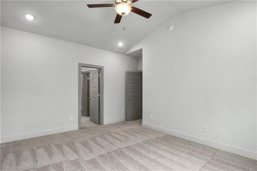 Spacious, unfurnished interior of a new home in , Norcross (Image 11).