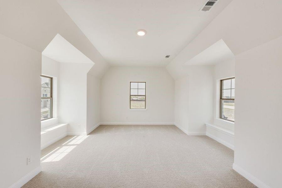 Spacious, unfurnished interior of a new home in Park Trails, Forney (Image 22). Spacious, unfurnished interior of a new home in Park Trails, Forney (Image 22).
