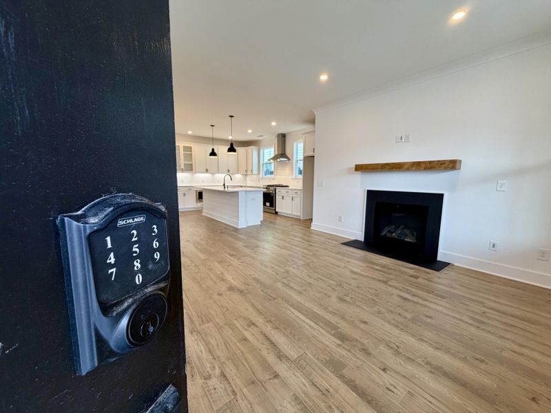 Spacious, unfurnished interior of a new home in , Summerville (Image 17).