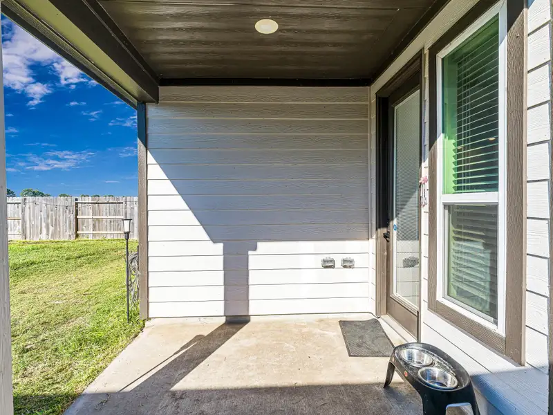 Covered patio Covered patio