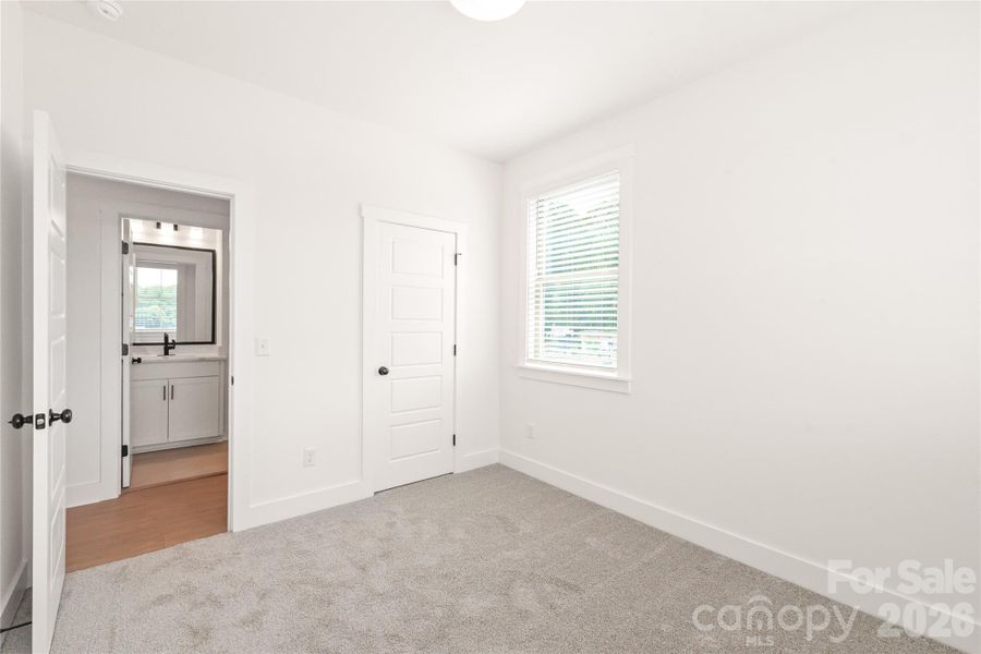Spacious, unfurnished interior of a new home in , Charlotte (Image 19).