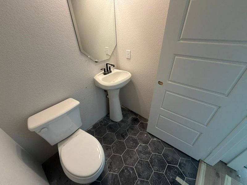 Furnished interior view inside a new home in Eagle Ridge Estates, Weatherford (Image 3). Furnished interior view inside a new home in Eagle Ridge Estates, Weatherford (Image 3).