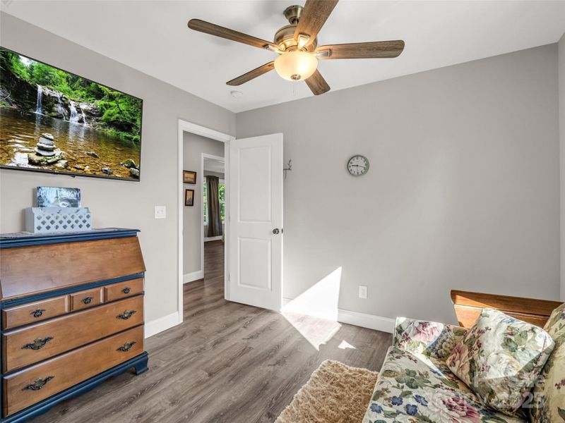 Image 37 of a home in .