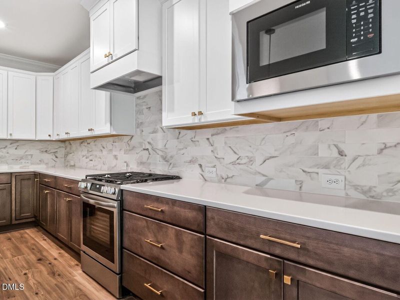 017-1280x960-kitchen