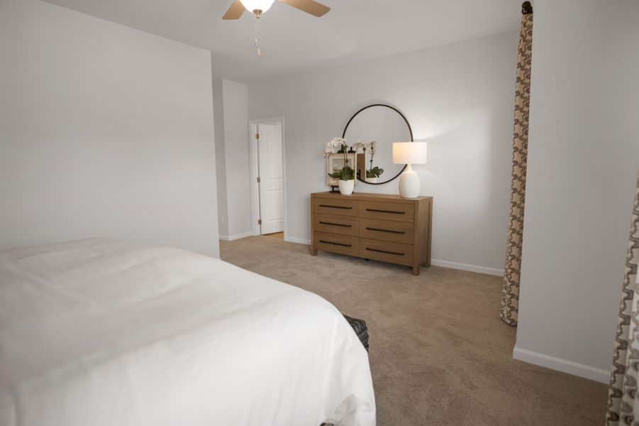 Furnished interior view inside a new home in Cantigny Park, Clarksville (Image 21). Furnished interior view inside a new home in Cantigny Park, Clarksville (Image 21).