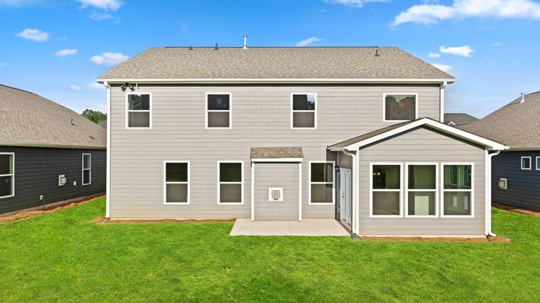 Representative exterior details of a home built from the Hampshire by D.R. Horton in Harrison Valley, Simpsonville (Image 3).