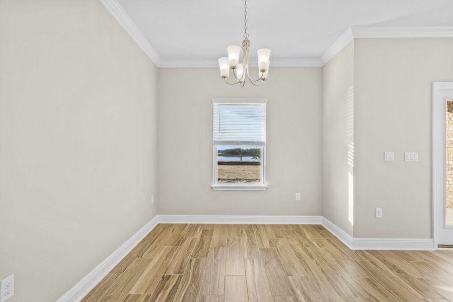 Spacious, unfurnished interior of a new home in Lake Merial, Panama City (Image 27).