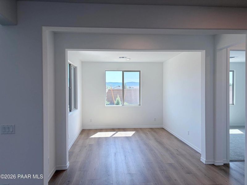 Spacious, unfurnished interior of a new home in North Ridge at Pronghorn Ranch, Prescott Valley (Image 30).