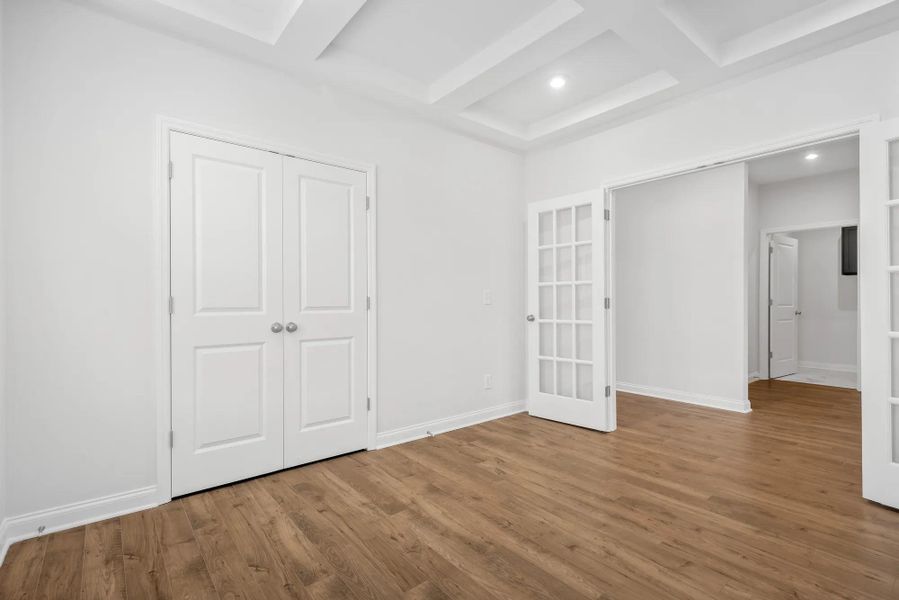 The Roseland II C Home Office The Roseland II C Home Office