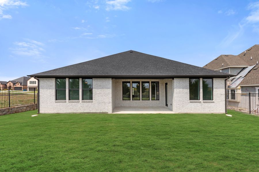 Exterior details and patio area of a home in Nelson Lake Estates, Rockwall (Image 4).