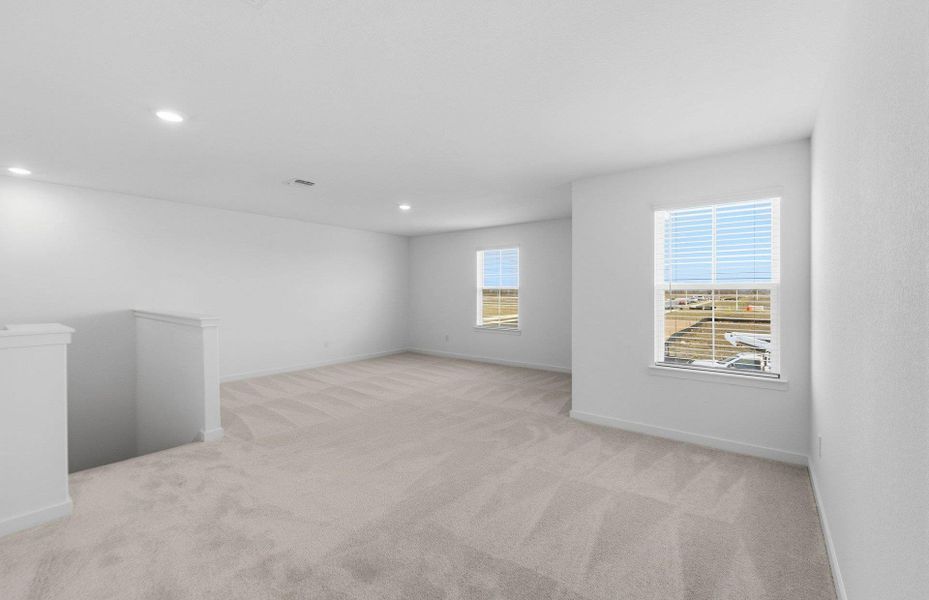 Spacious, unfurnished interior of a new home in Alto, San Marcos (Image 21).