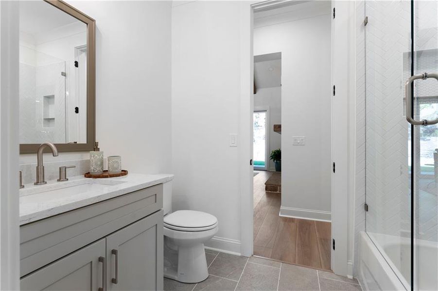 Furnished interior view inside a new home in , Waleska (Image 14).