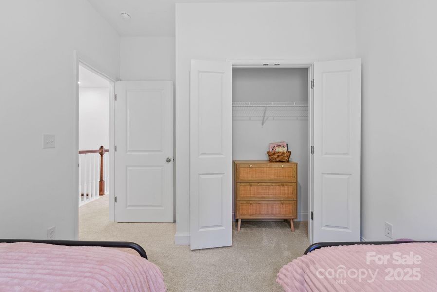 Image 36 of a home in .