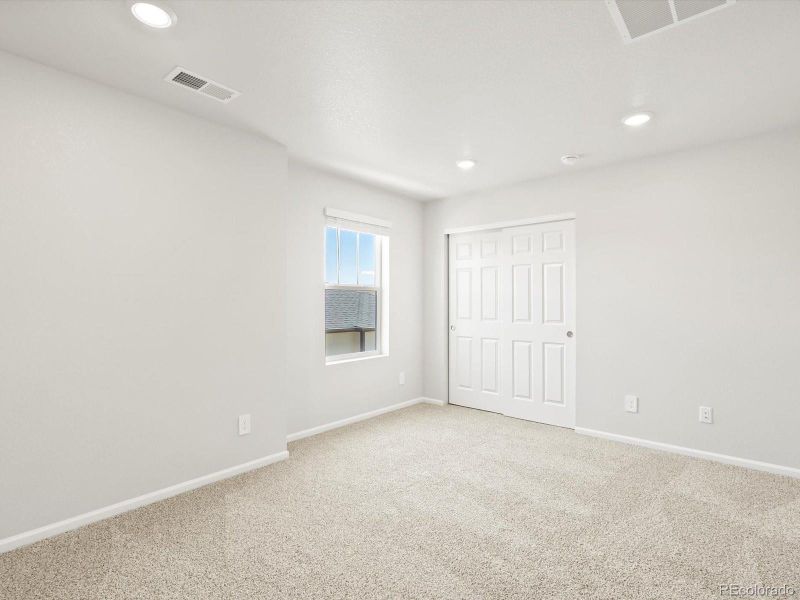 Photos are representative only and are not of the actual home. Actual finishes, elevation, and features may vary.