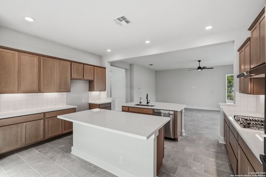 Furnished interior view inside a new home in Esperanza – New Phase Now Selling, Boerne (Image 16). Furnished interior view inside a new home in Esperanza – New Phase Now Selling, Boerne (Image 16).