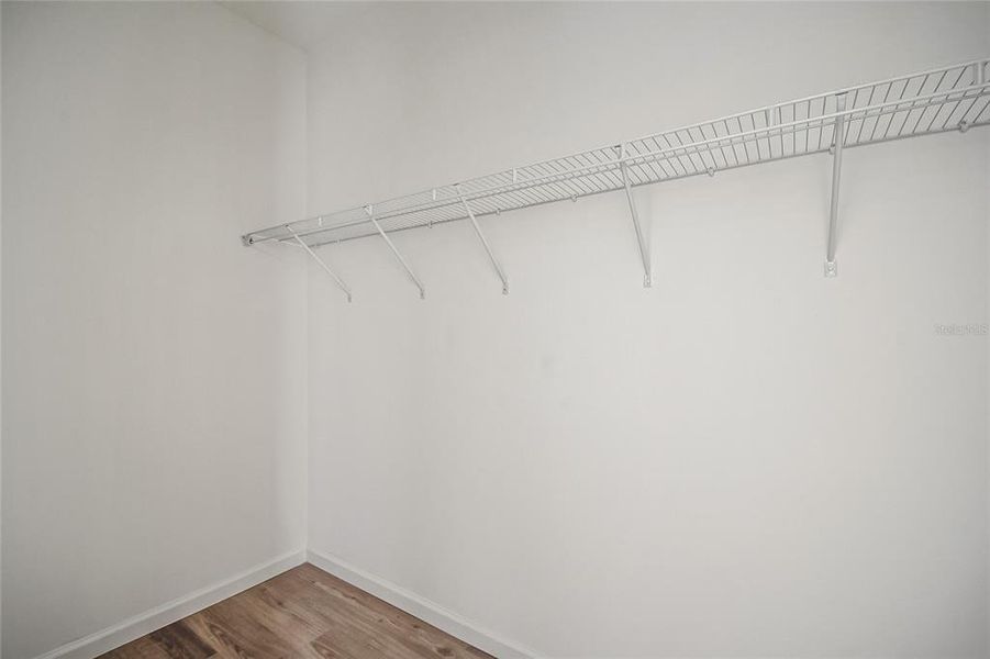 Spacious, unfurnished interior of a new home in , Orlando (Image 34).